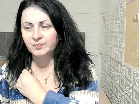 Snapshot of Lillian2 chatting on March 2025 12:04:02 PM Lillian2 online show from March 2025 12:04:02 PM