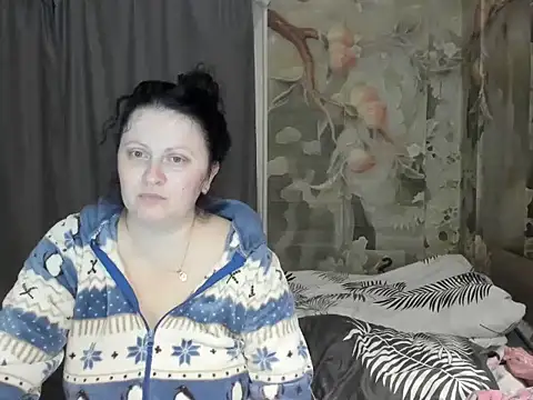 Snapshot of Lillian2 chatting on November 2025 12:53:01 AM Lillian2 online show from November 2025 12:53:01 AM