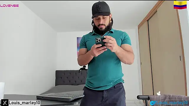 Louis marley   online show from November 2025 04:40:01 PM