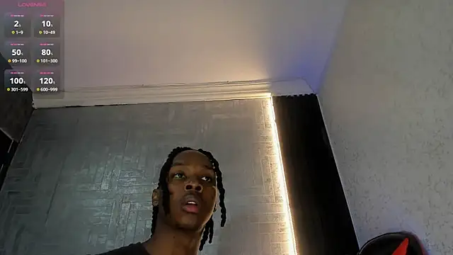 DominicSccott online show from January 2025 11:46:01 AM