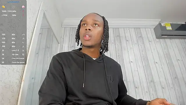 DominicSccott online show from February 2025 12:26:02 PM