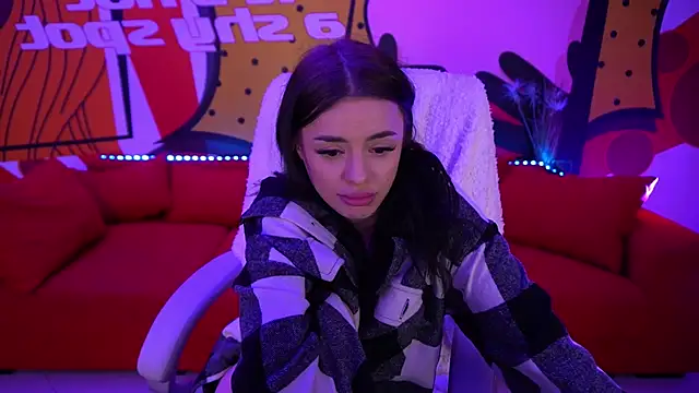 Daenerys Daenn online show from January 2025 07:23:02 PM