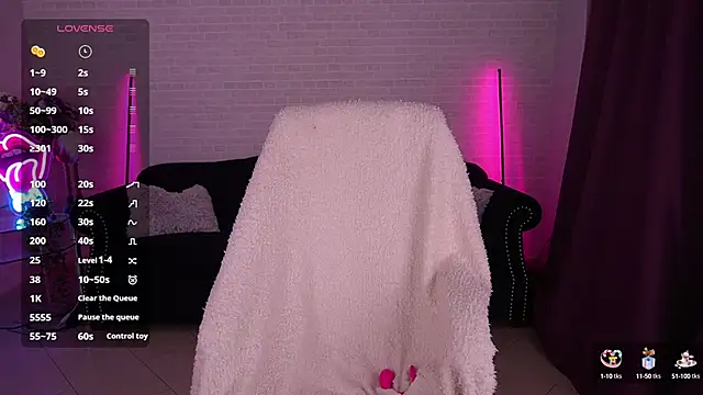 Daenerys Daenn online show from February 2025 08:24:01 AM