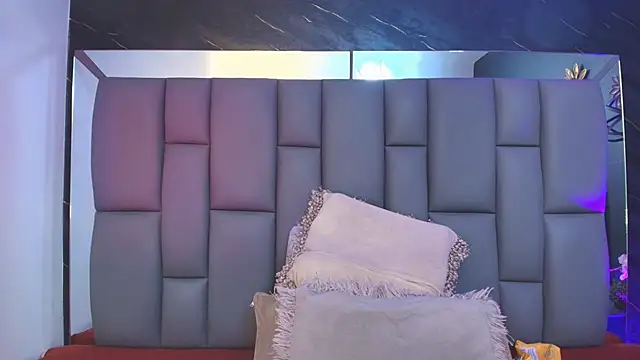  MiaBrown  online show from October 2025 12:06:01 PM