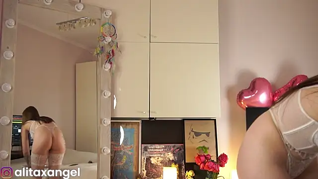 AlitaXAngelic online show from April 2026 04:48:01 PM