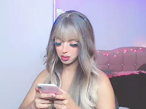 Tanedra collings online show from January 2025 01:01:01 AM