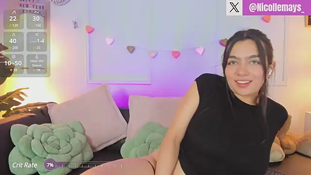 Nicollemays online show from February 2025 03:09:02 PM