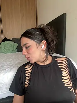 Nicollemays online show from July 2026 08:07:01 PM