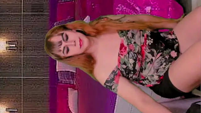 Snapshot of Candyluv chatting on March 2025 12:10:02 AM Candyluv online show from March 2025 12:10:02 AM