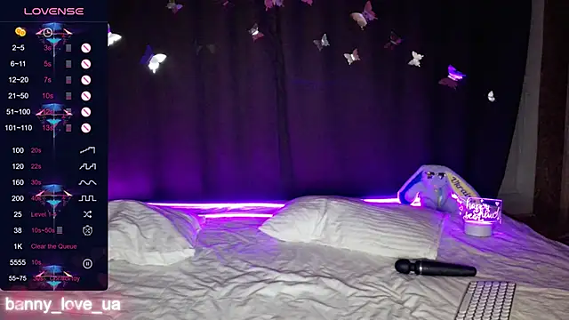 intolerable girl online show from January 2025 07:38:01 PM