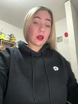 Celestedubois online show from April 2026 12:05:01 AM