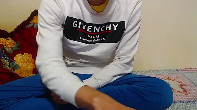 Alexdelarge323 online show from January 2025 07:35:01 PM