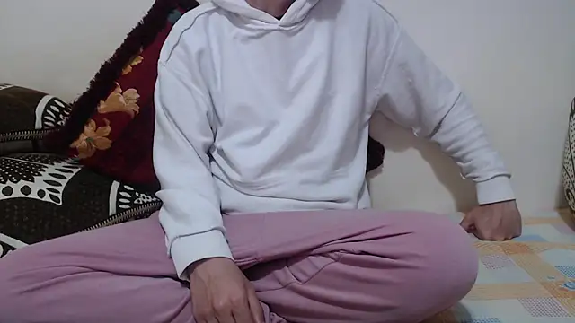 Alexdelarge323 online show from February 2026 01:12:02 PM