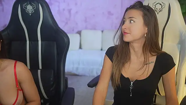 Jasmine Flow online show from October 2025 01:31:01 PM