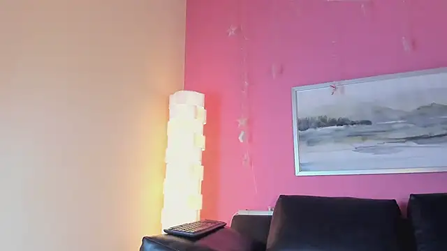 Tiffanysurez  online show from March 2025 01:07:01 PM