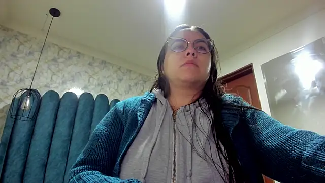 nalalye cruzz  online show from October 2025 03:17:01 AM