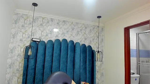 nalalye cruzz  online show from March 2026 02:15:01 AM