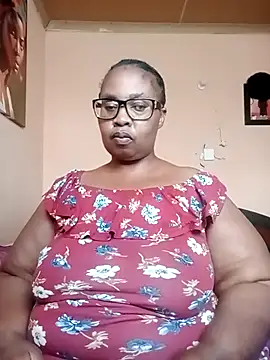 Snapshot of ZOQULUx chatting on March 2026 09:15:01 AM ZOQULUx online show from March 2026 09:15:01 AM