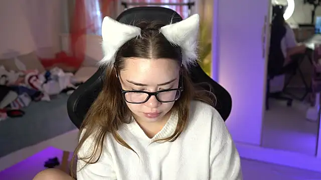 VixenMia online show from December 2024 07:38:02 AM