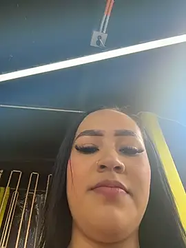 Luisa Fernandaa online show from March 2026 08:15:02 PM