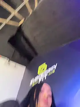 Luisa Fernandaa online show from March 2026 07:20:02 PM