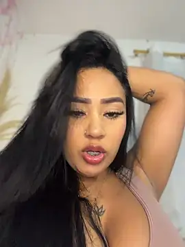 Snapshot of Luisa_Fernandaa chatting on July 2026 03:31:02 AM Luisa Fernandaa online show from July 2026 03:31:02 AM