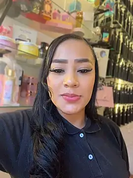 Snapshot of Luisa_Fernandaa chatting on August 2026 09:57:02 PM Luisa Fernandaa online show from August 2026 09:57:02 PM