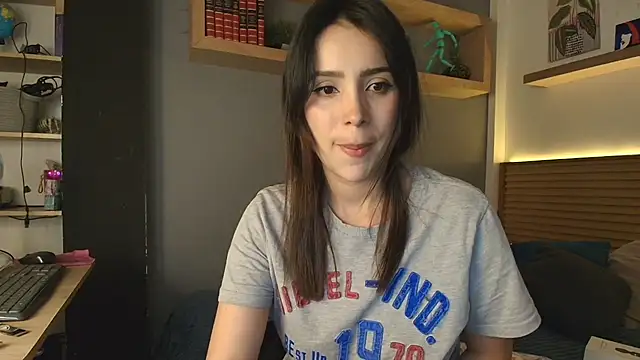 Snapshot of alicewilloww chatting on October 2025 09:14:02 PM alicewilloww online show from October 2025 09:14:02 PM