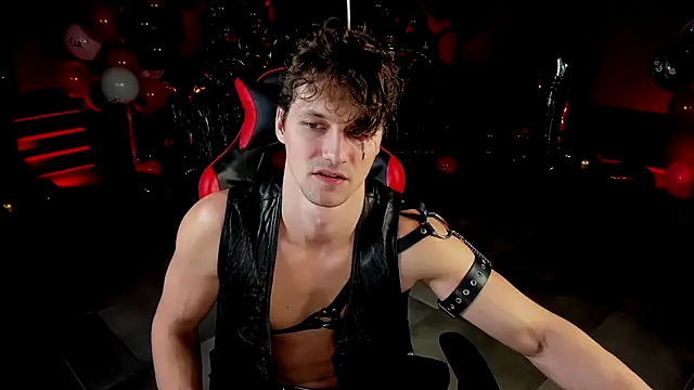 dirty-boss online show from October 2025 03:01:01 PM