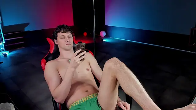 dirty-boss online show from April 2026 05:45:02 PM