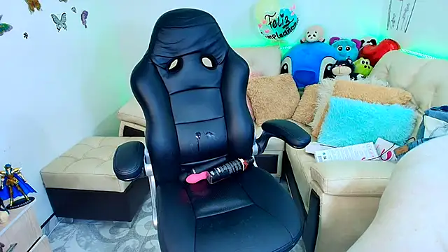 Snapshot of SweetIsabella_x chatting on March 2025 07:31:02 AM SweetIsabella x online show from March 2025 07:31:02 AM