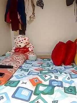 NicRaisaa online show from March 2025 05:05:02 AM