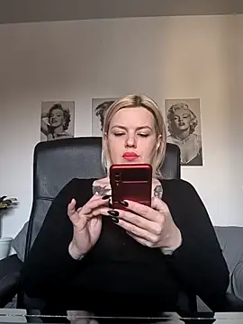 Snapshot of Ladykaos chatting on March 2026 01:17:02 PM Ladykaos online show from March 2026 01:17:02 PM