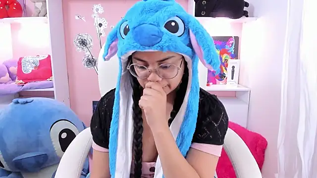 esmeralda112 online show from September 2025 10:06:01 AM