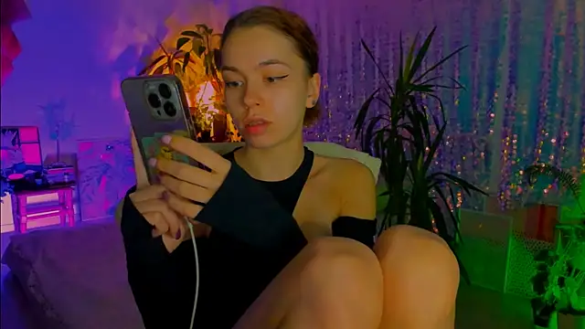 poli   online show from November 2025 08:09:01 PM