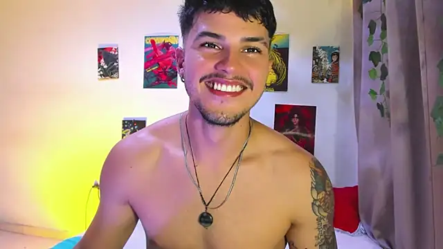 Snapshot of Nekoboy01 chatting on January 2025 11:34:02 PM Nekoboy01 online show from January 2025 11:34:02 PM