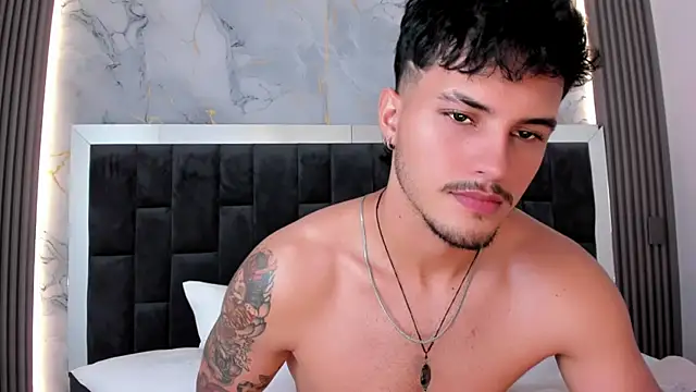 Snapshot of Nekoboy01 chatting on February 2025 10:21:01 PM Nekoboy01 online show from February 2025 10:21:01 PM