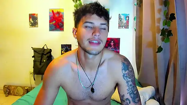 Snapshot of Nekoboy01 chatting on October 2025 06:40:02 PM Nekoboy01 online show from October 2025 06:40:02 PM