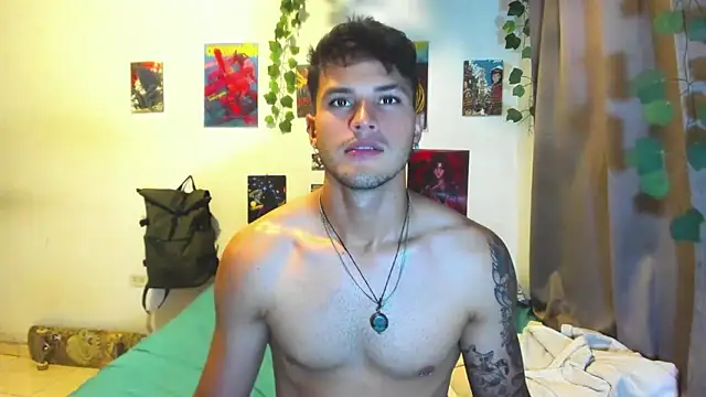 Snapshot of Nekoboy01 chatting on October 2025 10:10:01 PM Nekoboy01 online show from October 2025 10:10:01 PM