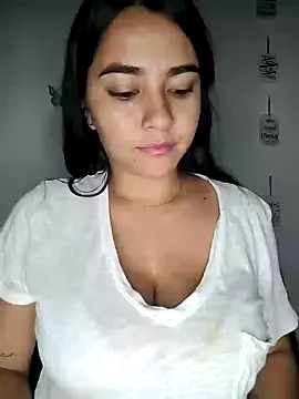 alison villalobo online show from October 2025 01:44:01 AM