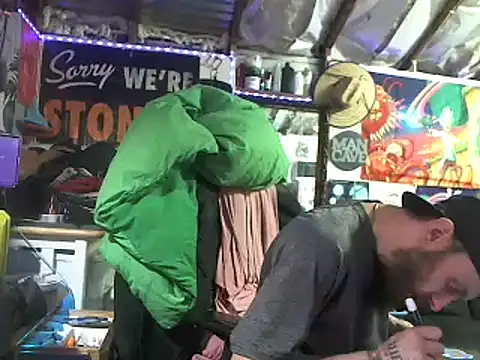 CloudDadddyyy420 online show from February 2025 05:43:02 PM