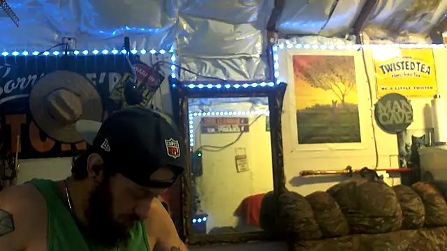 CloudDadddyyy420 online show from September 2025 12:27:02 PM