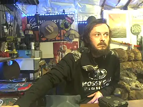 CloudDadddyyy420 online show from October 2025 02:15:01 AM