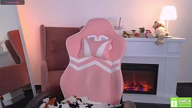 Grace and  Jacob online show from October 2025 10:56:01 AM