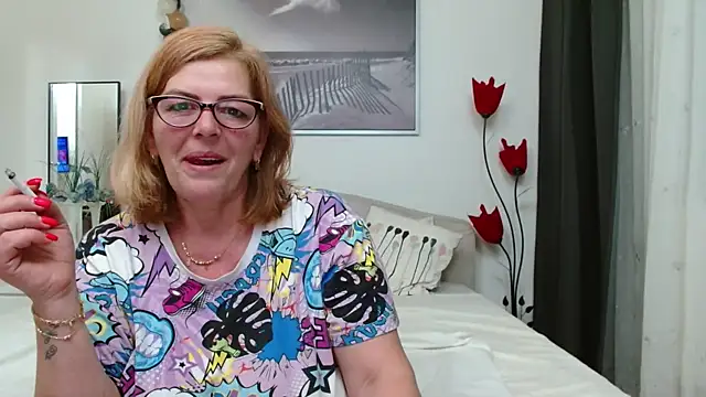 YulliaMilf online show from March 2025 12:47:01 AM