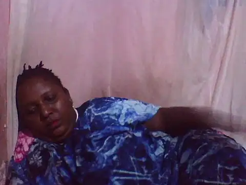 Snapshot of big_clits chatting on October 2025 03:42:01 PM big clits online show from October 2025 03:42:01 PM