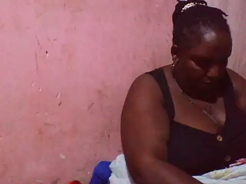 Snapshot of big_clits chatting on November 2025 03:05:01 AM big clits online show from November 2025 03:05:01 AM