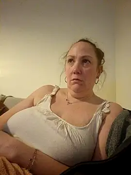 Wisie Cutie online show from February 2025 09:52:02 PM