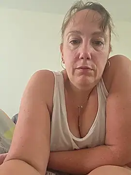 Snapshot of Wisie_Cutie chatting on June 2026 09:12:02 AM Wisie Cutie online show from June 2026 09:12:02 AM