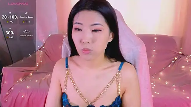 Snapshot of Wendy__Hills chatting on January 2026 05:33:02 AM Wendy Hills online show from January 2026 05:33:02 AM